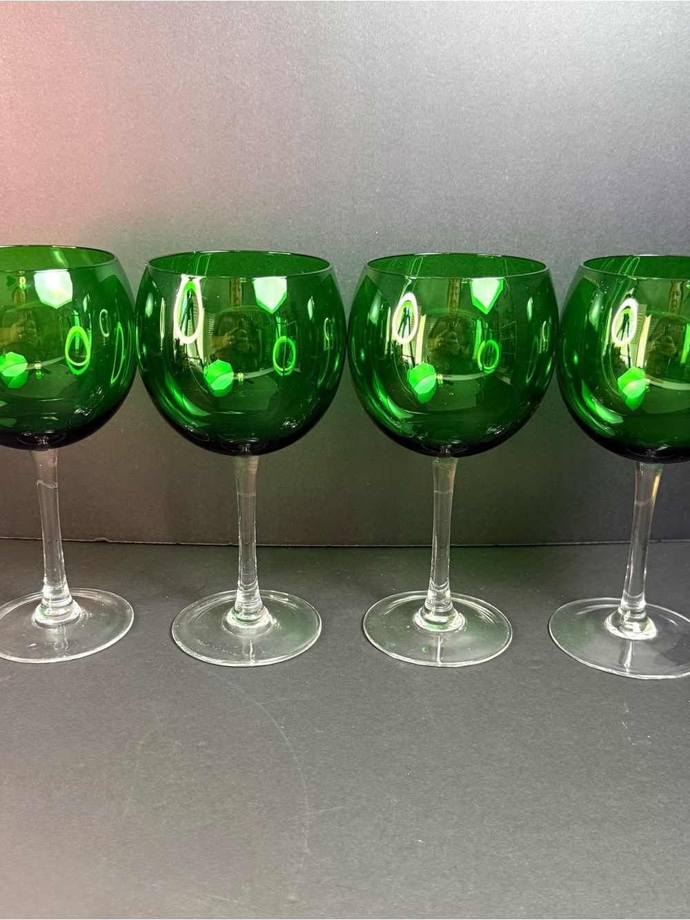 Vintage Green Stemmed Wine Glasses Set of 4 Elegant Emerald Glassware